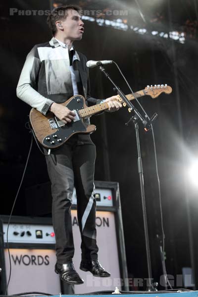 FRANZ FERDINAND - 2014-07-05 - BELFORT - Presqu'ile du Malsaucy - 